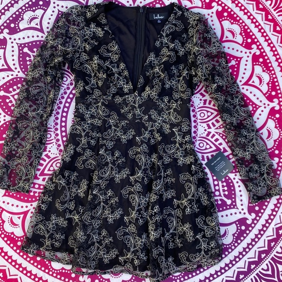 Lulus Dresses & Skirts - NWT Lulus Enraptured Embroidered Long Sleeve Dress
